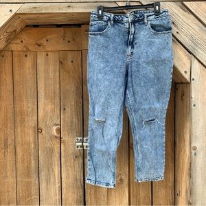 CURVE LOVE A&F MOM JEAN